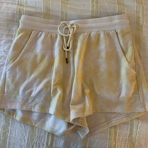 Target yellow and white tie dye lounge shorts size small